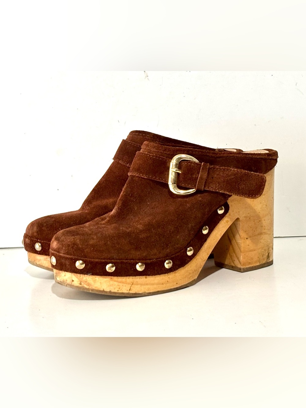 Women's Steve Madden Hilde Brown Studded Suede Mules Clog Size 9.5